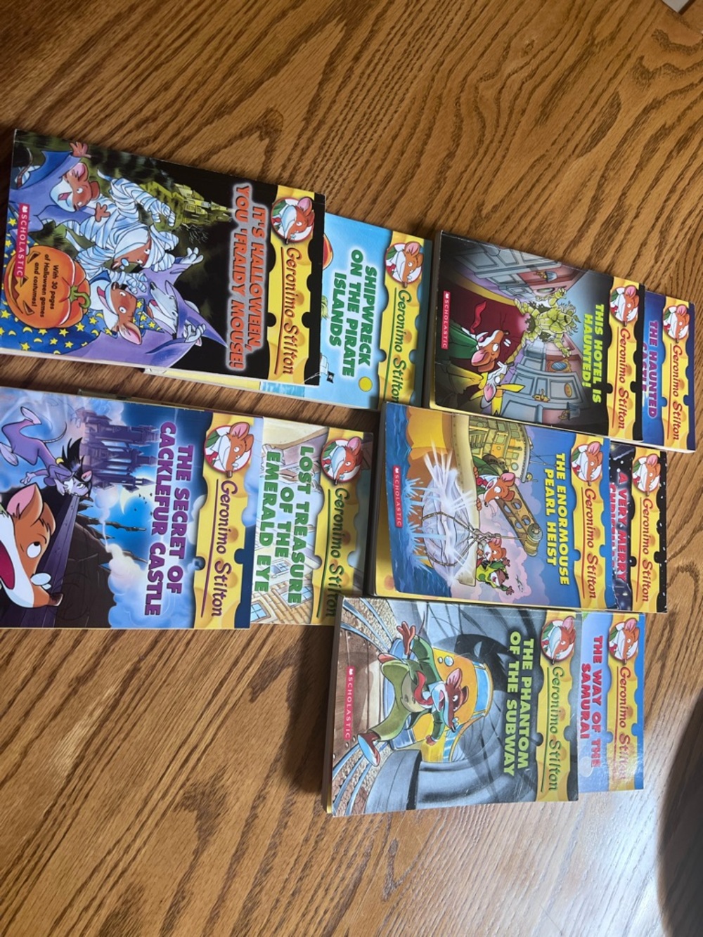Children's Book Collection - Colorful Covers (Assorted Colors)